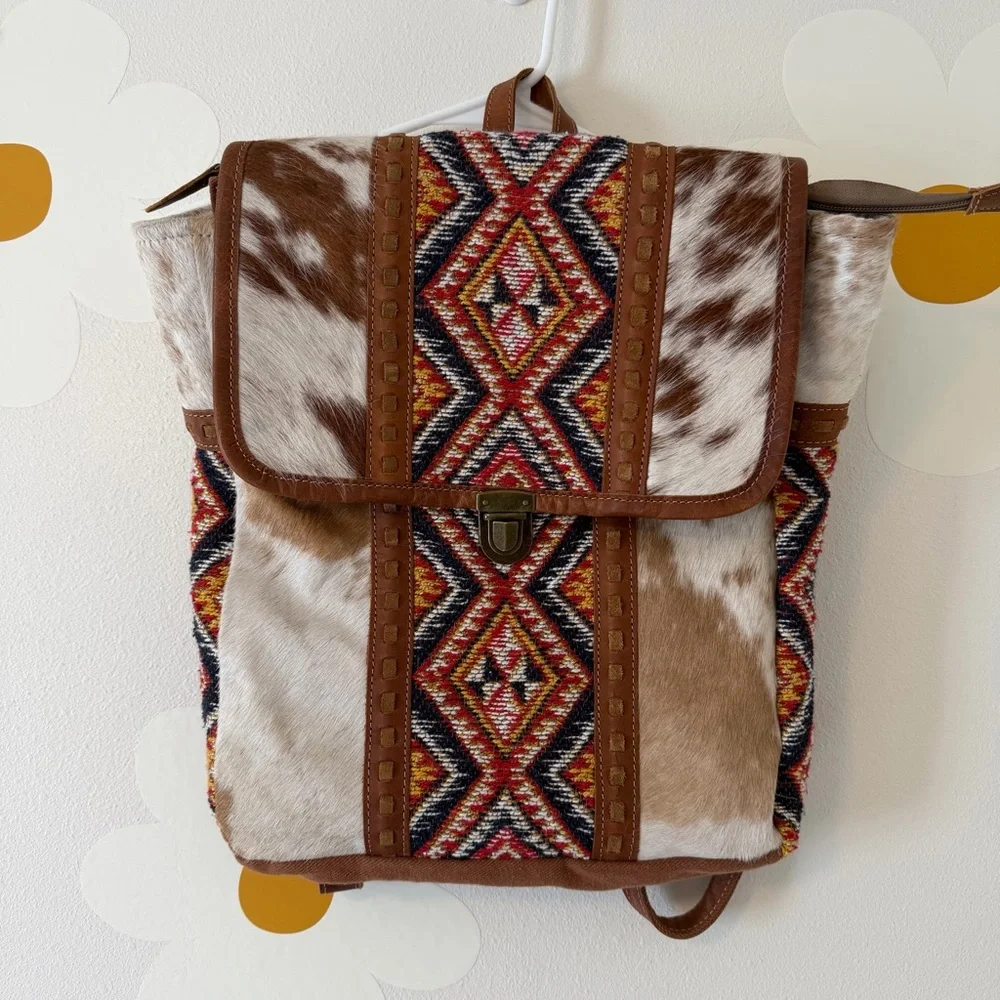 Myra Bag jam upcycled